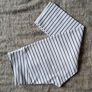 *RARE* Lululemon Quiet Stripe Crops